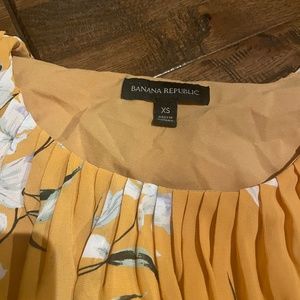 Banana Republic XS womens top